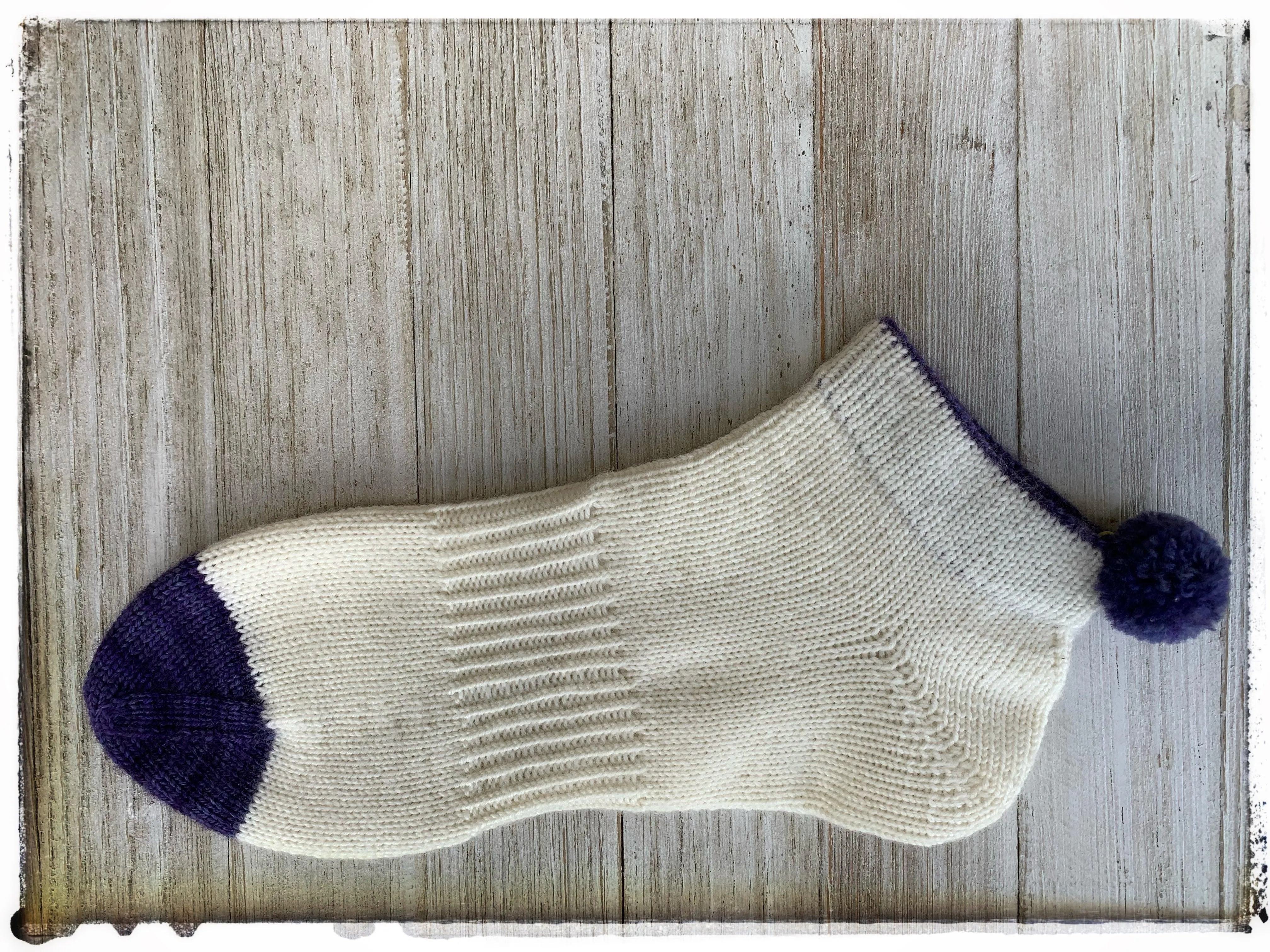 Sporty Pom Pom | Socks Pattern